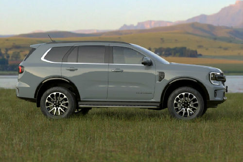Ford Everest Platinum Full Side View