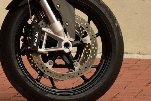 บีเอ็มดับเบิลยู เอส 1000 เอ็กซ์อาร์ Front Brake