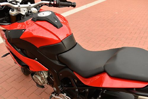 บีเอ็มดับเบิลยู เอส 1000 เอ็กซ์อาร์ Rider Seat View