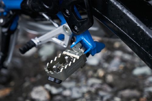 บีเอ็มดับเบิลยู อาร์ 1200 Foot Rest View