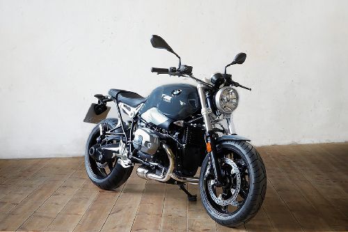 บีเอ็มดับเบิลยู อาร์ นายน์ ที เพียว Slant Rear View Full Image