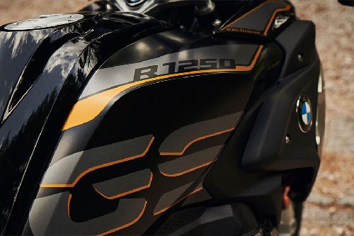 บีเอ็มดับเบิลยู อาร์ 1250 จีเอส Fuel Tank View