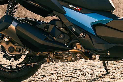 บีเอ็มดับเบิลยู ซี 400 Engine View