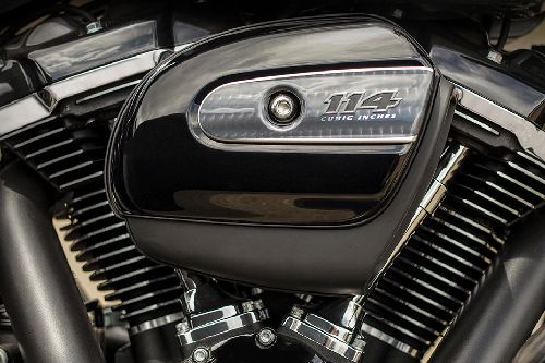 Harley–Davidson Street Glide Special Engine View