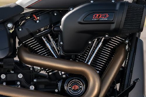 Harley–Davidson FXDR 114 Engine View