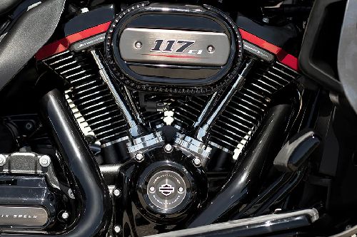 ฮาร์เลย์-เดวิดสัน ซีวีโอ ลิมิเต็ด Engine View