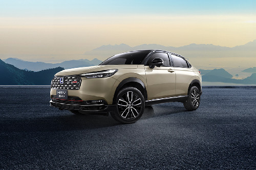 HR-V e:HEV Front angle low view