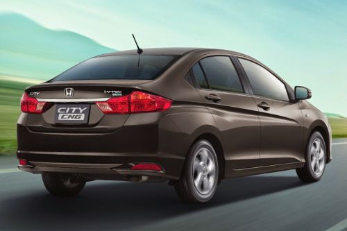 ซิตี้ ซีเอ็นจี Rear angle view