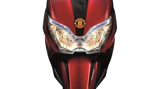 ฮอนด้า มูฟ แมนยู Head Light View