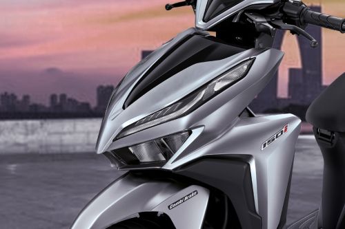 Honda Click150i 2018 Head Light View