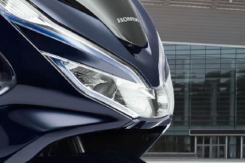 ฮอนด้า พีซีเอ๊กซ์ ไฮบริด Head Light View