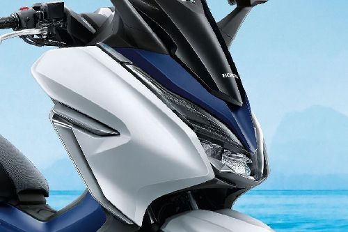 Honda Forza Head Light View
