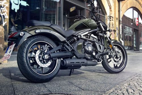 Kawasaki Vulcan S Right Side Viewfull Image