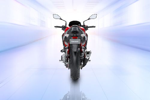 คาวาซากิ ซี 900 Rear Viewfull Image