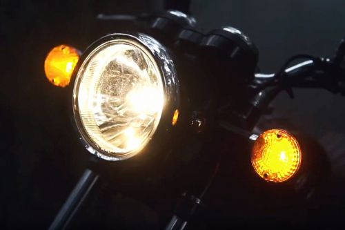 Kawasaki W250 Head Light View