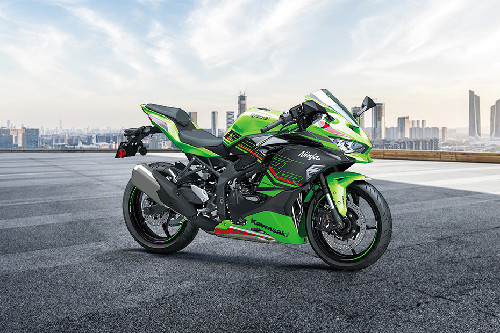 คาวาซากิ Ninja ZX-25R Left Side View Full Image