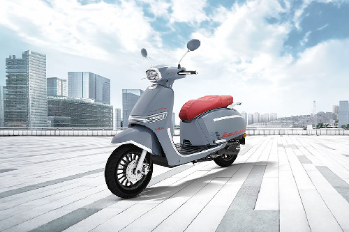 Keeway Versilia150 Slant Front View Full Image