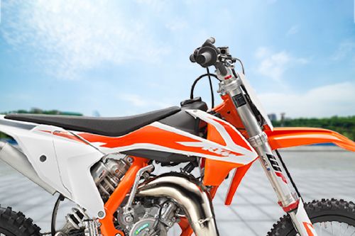 เคทีเอ็ม 65 เอสเอ๊กซ์ Fuel Tank View