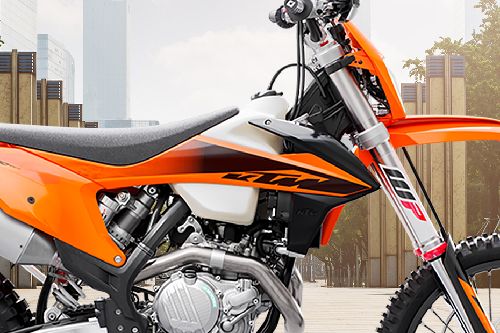 เคทีเอ็ม 450 อีเอ๊กซ์ซี เอฟ Fuel Tank View