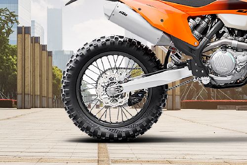 เคทีเอ็ม 450 อีเอ๊กซ์ซี เอฟ Rear Tyre