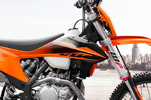 KTM 500 EXC Fuel Tank View