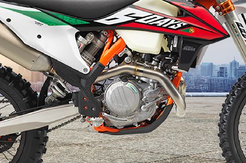 เคทีเอ็ม 450 อีเอ๊กซ์ซี เอฟ 6 เดย์ Engine View