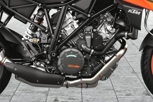 KTM 1290 Super Duke R Engine View
