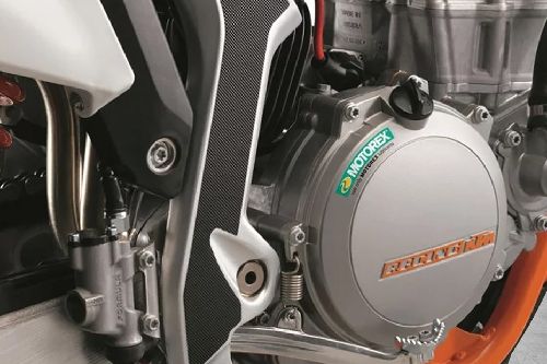 เคทีเอ็ม ฟรีไรด์ 250 เอฟ Engine View