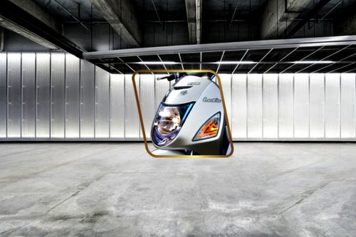 ซูซูกิ เลทส์ Head Light View