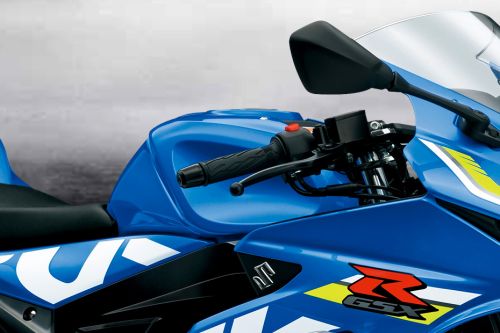 ซูซูกิ จีเอสเอ๊กซ์ อาร์150 Fuel Tank View