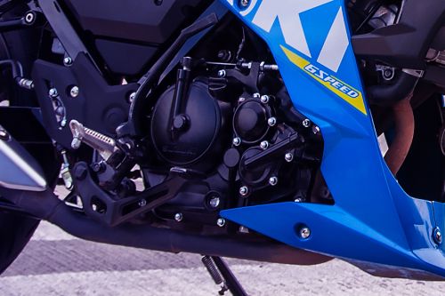Suzuki Raider R150 Fi Engine View