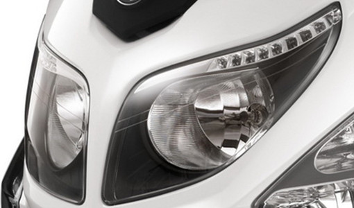 SYM GTS 300i Evo Head Light View