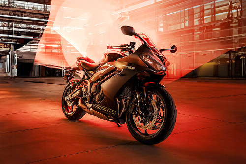 ไทรอัมพ์ Daytona 660