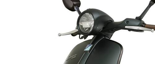 Vespa 946 Emporio Armani Discontinued In India