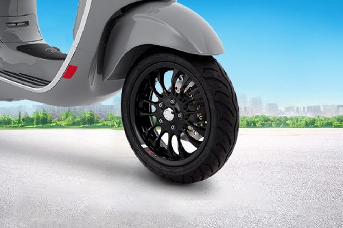 เวสป้า สปริ๊นท์ เอส 150 ไอ เก็ต Front Tyre View