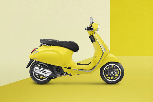 เวสป้า Sprint Right Side Viewfull Image