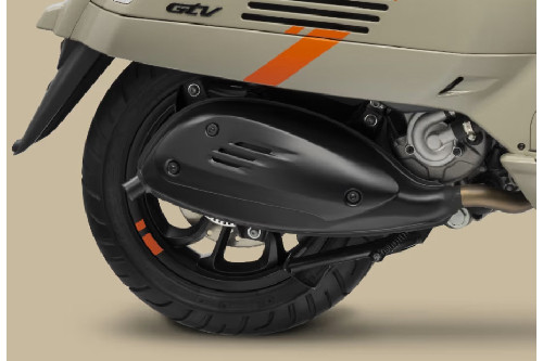 เวสป้า GTV Exhaust View