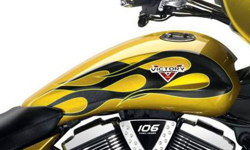 Victory Cross Country Fuel Tank View