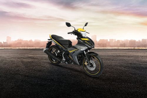 Yamaha Exciter 150 Slant Rear View Full Image