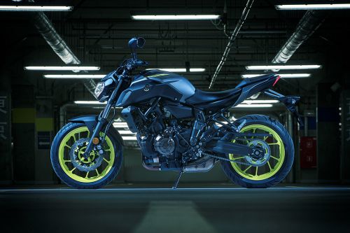 Yamaha MT-07 Right Side Viewfull Image