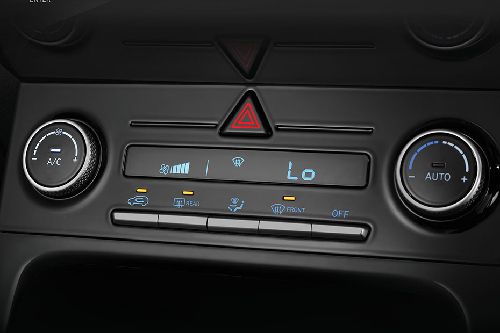 Front AC Controls of ฮุนได Creta