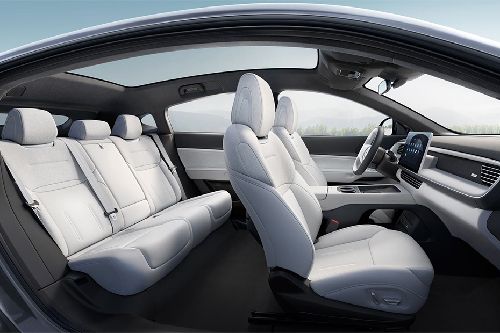 XPENG G6 Front And Rear Seats Together