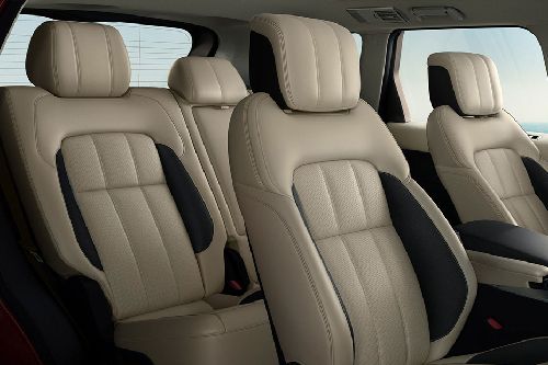 แลนด์โรเวอร์ เรนจ์ โรเวอร์ สปอร์ต Front And Rear Seats Together