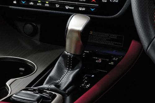 เลกซัส อาร์เอ็กซ์ Gear Shifter
