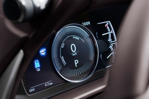 clock in เลกซัส อีเอส