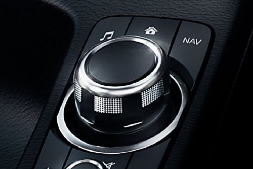 Center Controls of มาสด้า 2 แฮชแบ๊ค