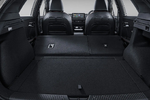 Folding Seats of เอ็มจี 4 Electric