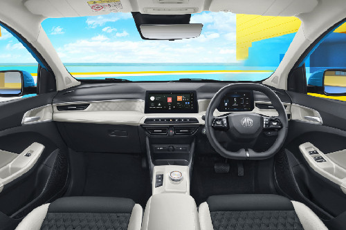 Dashboard View of 3 Hybrid Plus