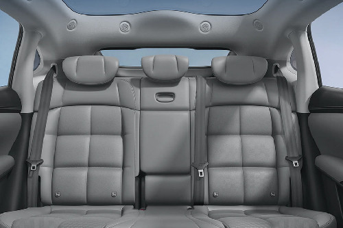 เอ็มจี IM6 Rear Seats