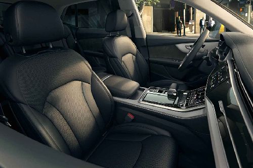 Q8 Passenger Seat